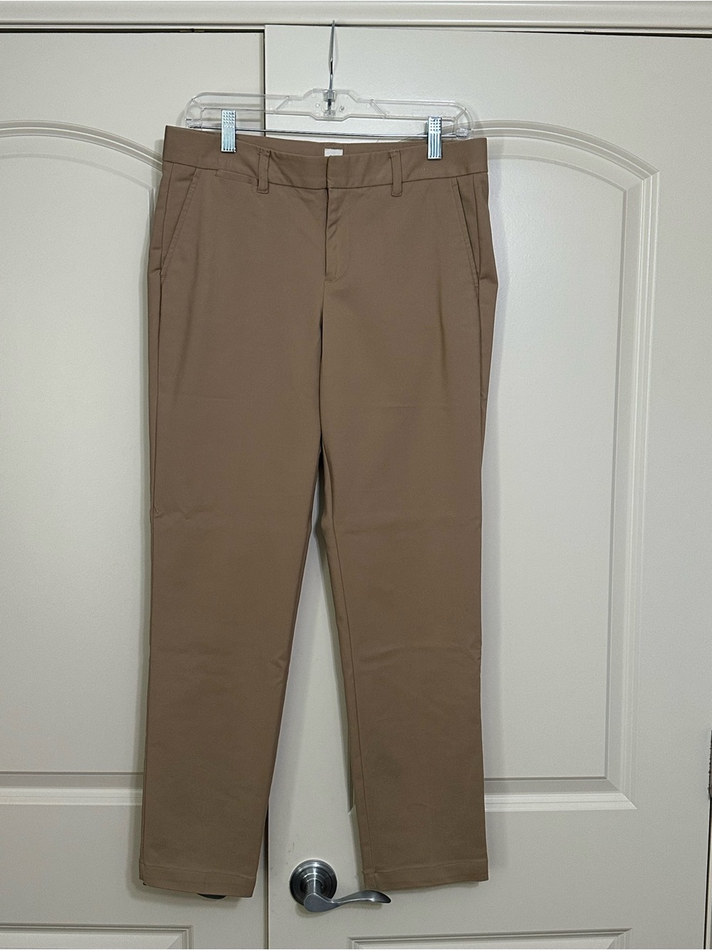 Gap Women’s 6 Tall Slim Crop Pants - Khaki